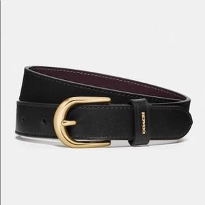 Coach classic black refined calf leather women’s belt small